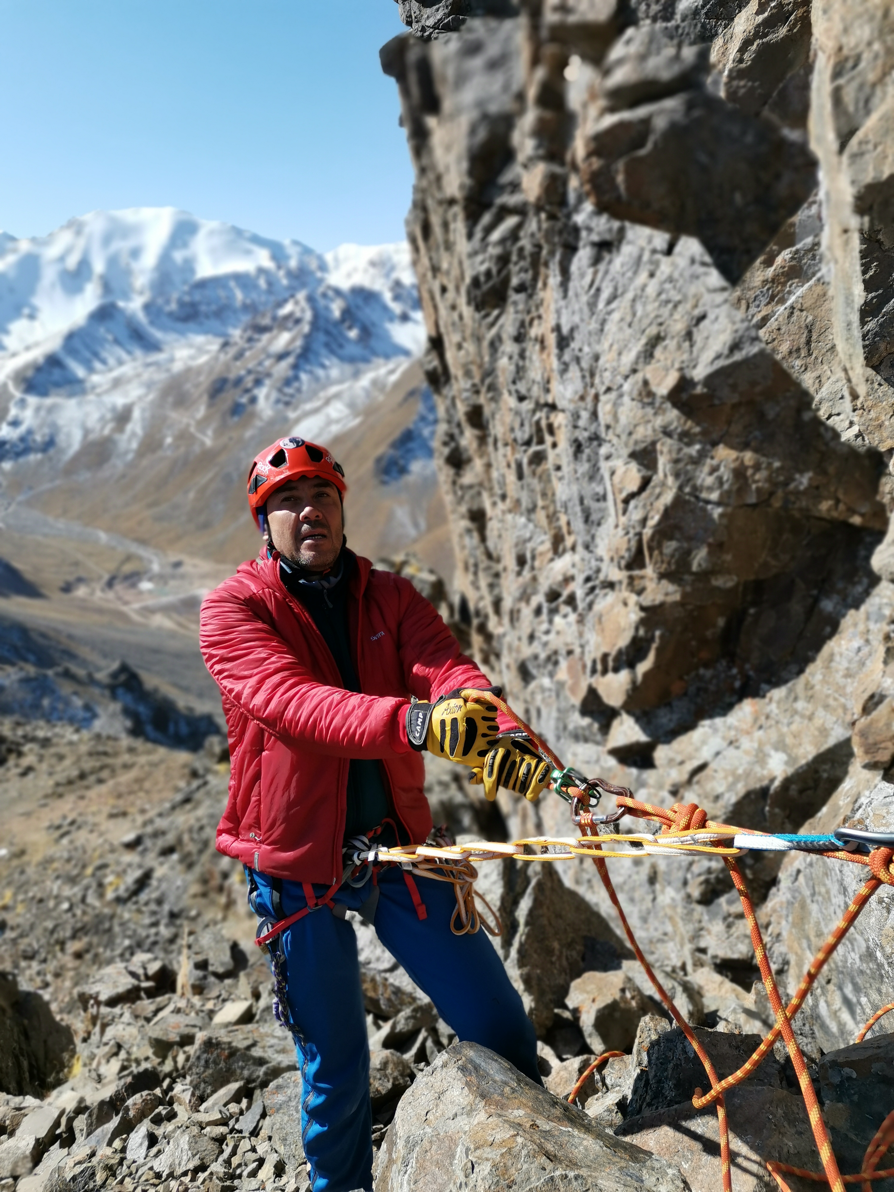 Альпинистское снаряжение в Казахстане